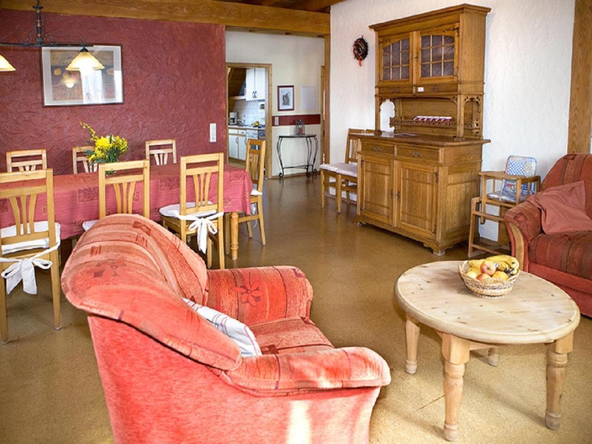 Ferienwohnung Franzenhof Markhart Deggenhausertal Zimmer foto